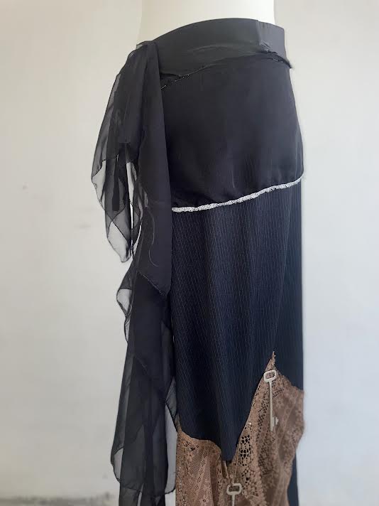 Maribelle Open Skirt